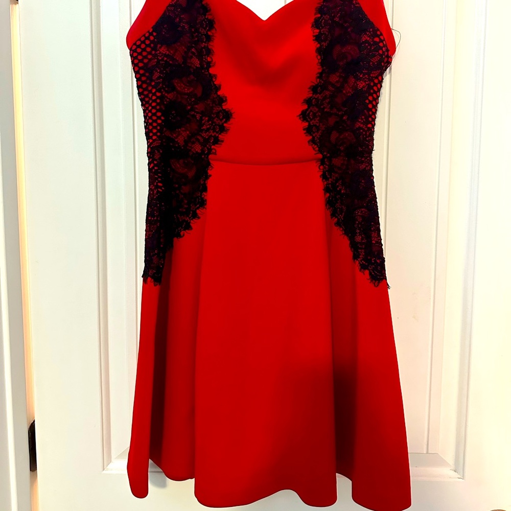 Formal fun party dress size 6 in great condition like new